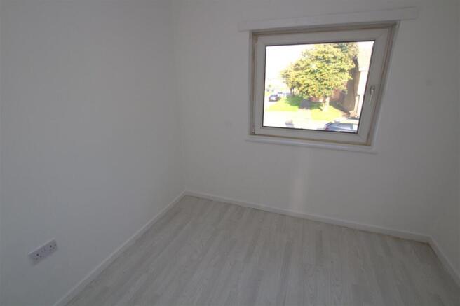 3 bed House to rent Image 9