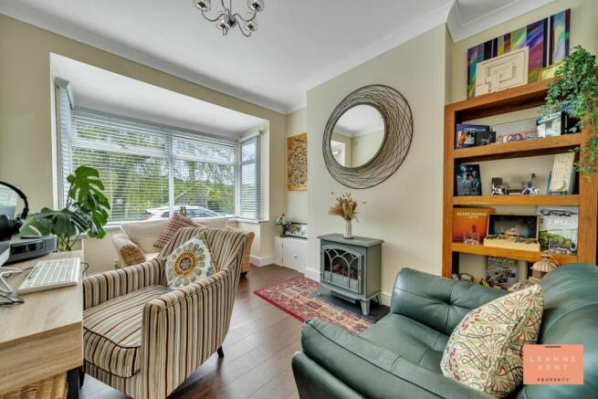 Sitting Room/Bedroom