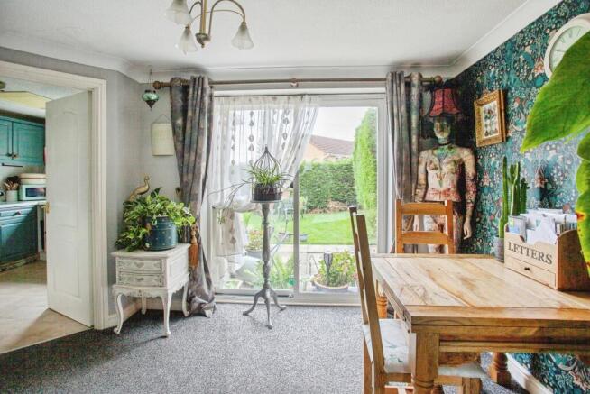 3 bed Detached for sale Image 9