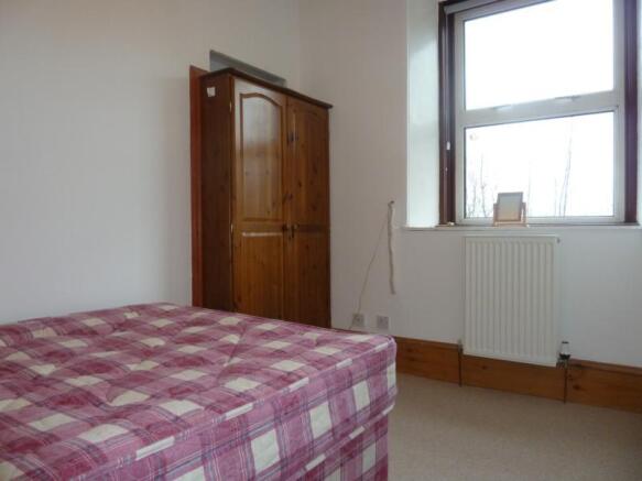 6 Thomson Street, Top Right - Bedroom