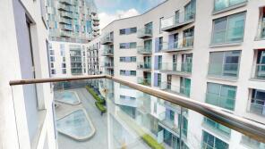 Flat 12, Keats Apartments, Saffron Central Square, Croydon CR0 2FT