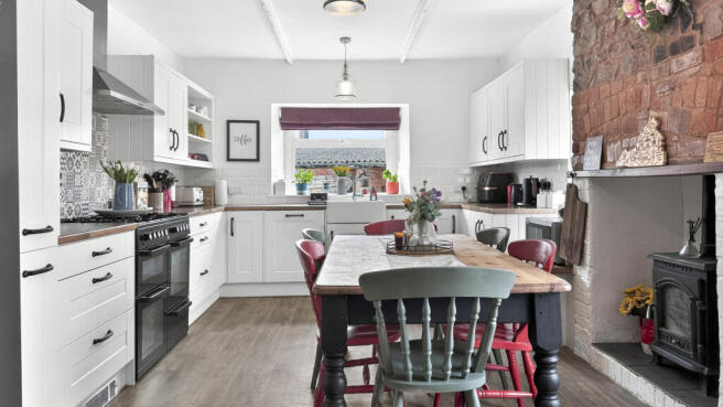 Kitchen/Dining Room