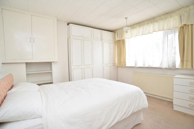 3 bed Semi-Detached for sale Image 9