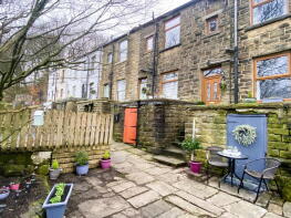 110, Stoneswood Road, Oldham OL3 5DZ