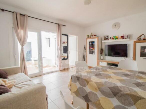 Ground floor house with patio in Mahón