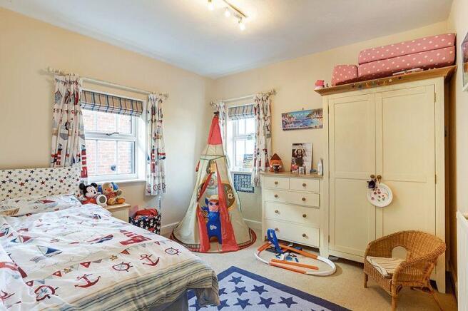 BEDROOM 3