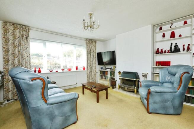 3 bed Semi-Detached for sale Image 5