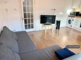 Flat 12, James House, Solebay Street, London E1 4PP