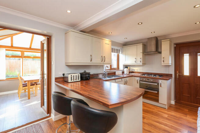Kitchen / Diner