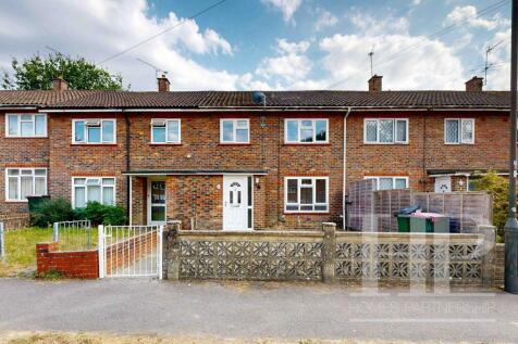 Priors Walk, Crawley, RH10