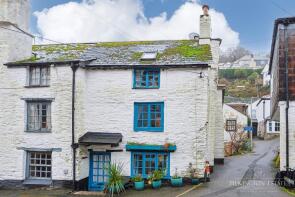 Volunteer Cottage, Fore Street, Looe PL13 2EZ
