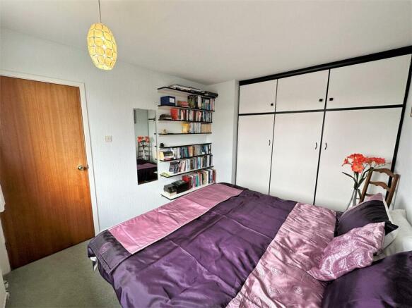 Second Bedroom 950