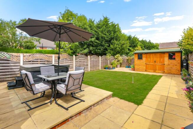 3 bed Semi-Detached for sale Image 10