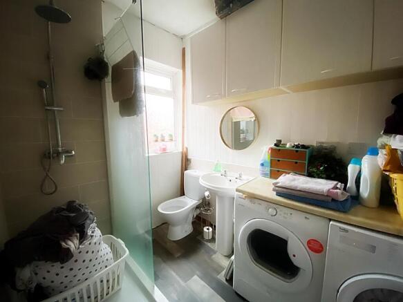 Utility/Shower/WC
