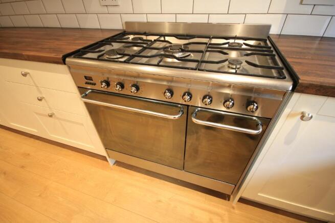 Range Style Cooker