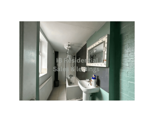 BATHROOM ONE