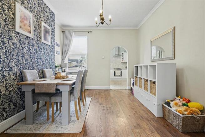 Dining/Sitting Room