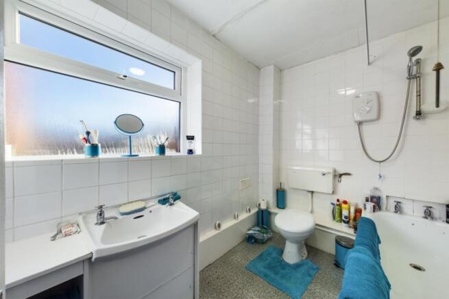 Bathroom/Wc
