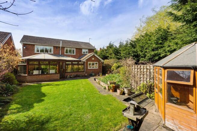 3 bed House for sale Image 10