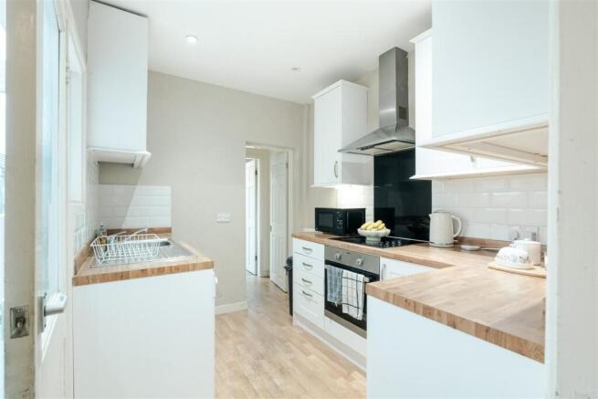 52 North Lonsdale Road (5 of 20).jpg