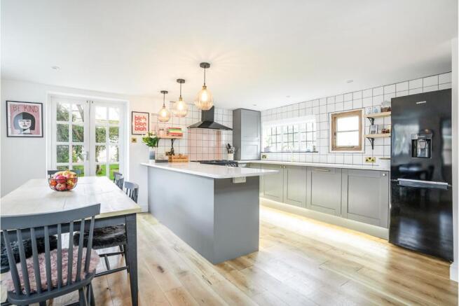 Kitchen/Dining Room
