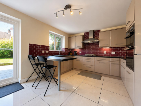 Harefield, Grange Park