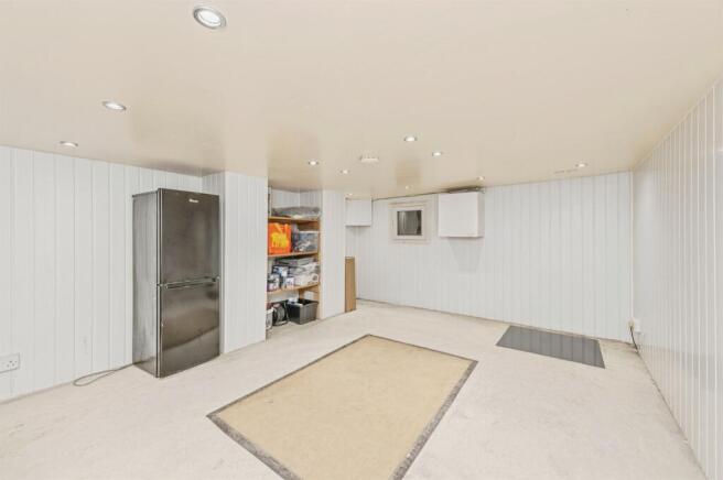 2 bed Terraced for sale Image 7