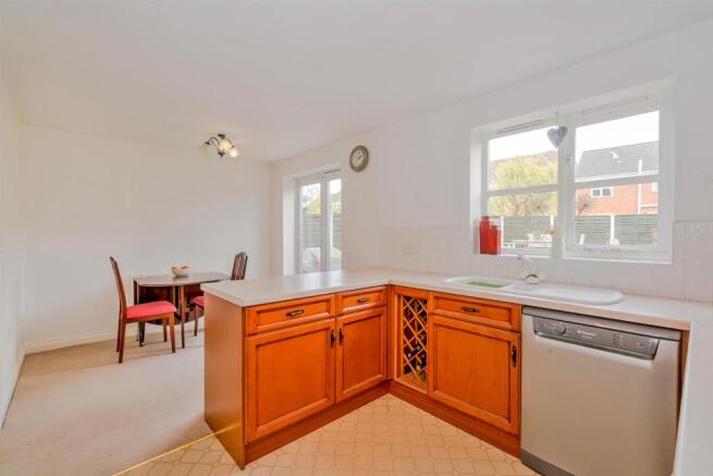 35 Beaumont Way Ws11