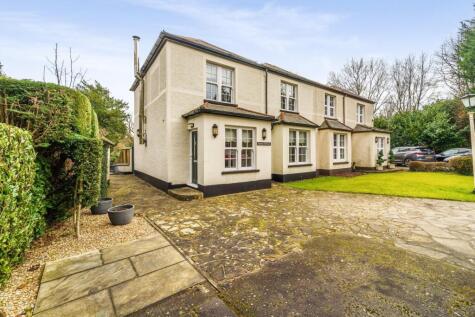 Mogador, Lower Kingswood, Tadworth