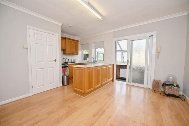 2 bed Semi-Detached for sale Image 2