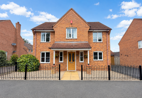 Three Acres Lane, Dickens Heath, B90 1NY