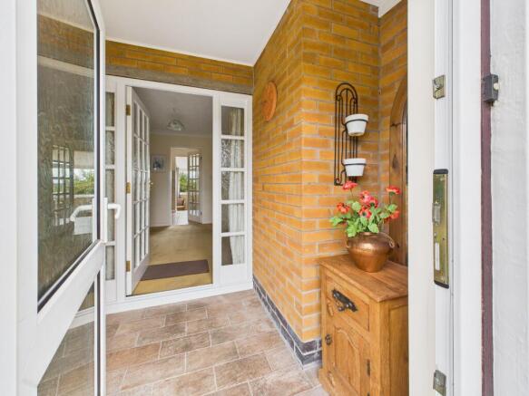 Entrance Porch through to Entrance Hallway