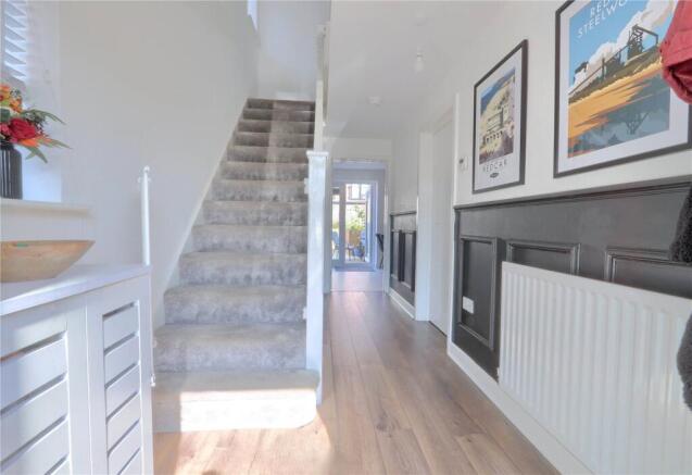 3 bed Semi-Detached for sale Image 9