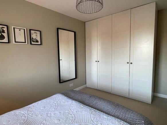 bedroom.jpg