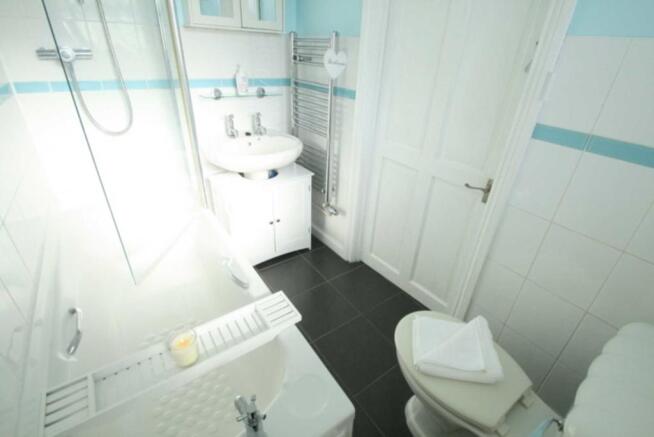 Photo 11