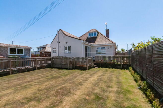 3 bed Detached Bungalow for sale Image 12
