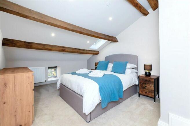 3 bed Terraced for sale Image 5