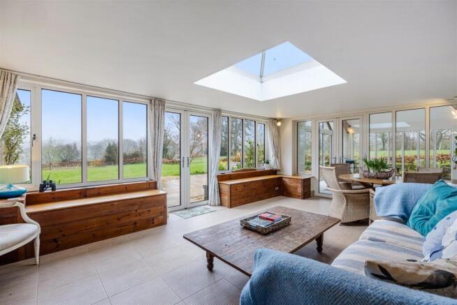 A32 - Dundridge Stables Harberton Totnes - 260305.