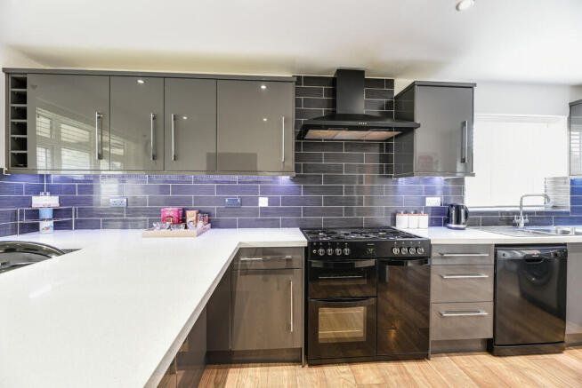 KITCHEN/DINER