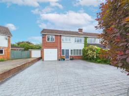9, Micklehome Drive, Alrewas, Burton-on-trent DE13 7AT