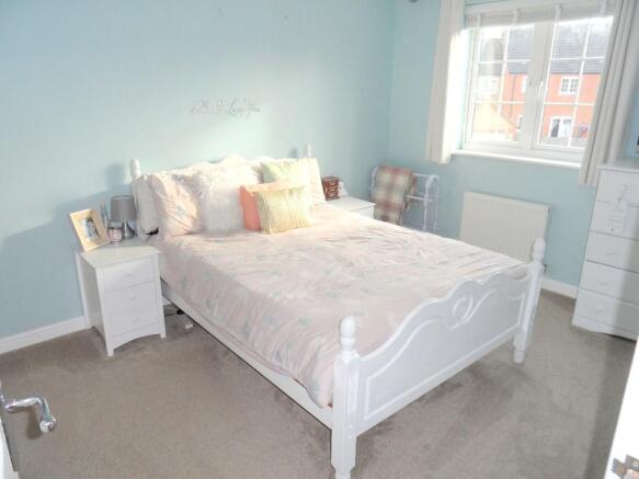 BEDROOM 1