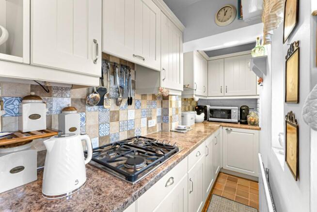 2 bed Semi-Detached for sale Image 7