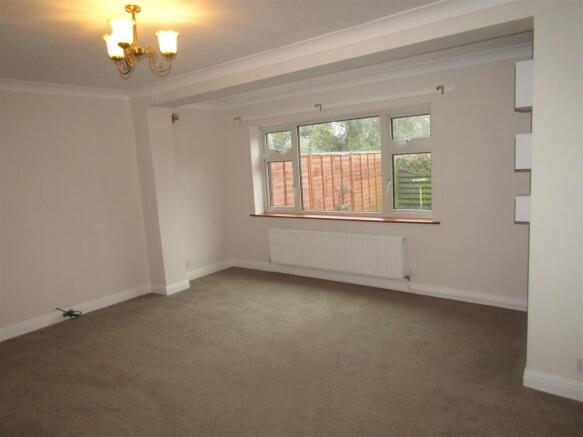 2 bed House to rent Image 7