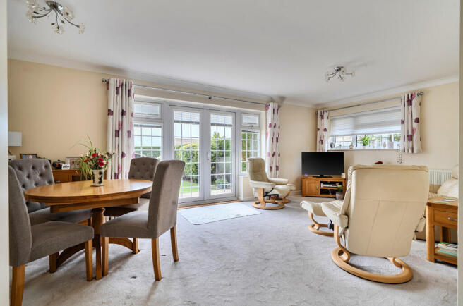 1440332-10-69d7cb...