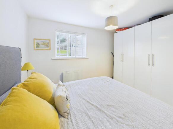 1 bed Apartment for sale Image 12