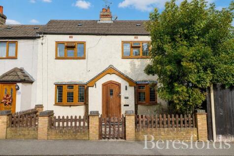 Hatch Road, Pilgrims Hatch, CM15