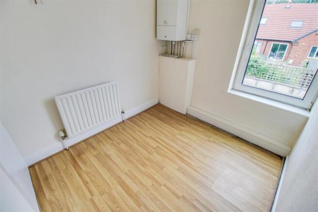 3 bed Terraced for sale Image 9