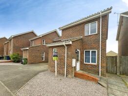 27, Fields View, March PE15 0YQ