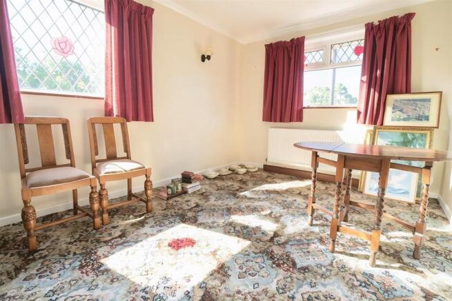 2 bed Bungalow for sale Image 8
