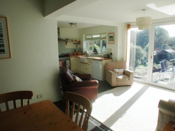 Brkfst/Sitting area